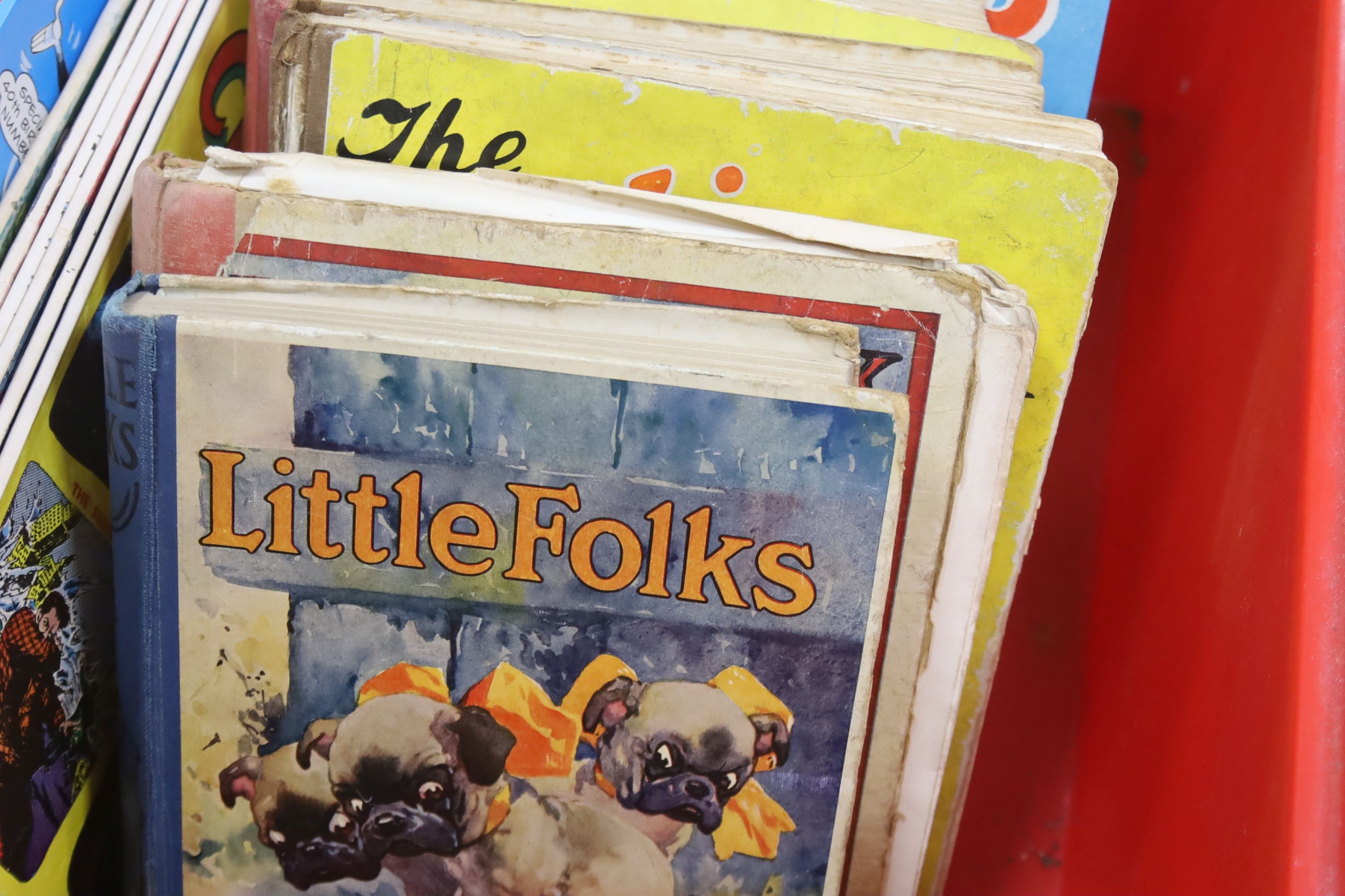 A collection of children's books including the Felix annual, PIp and squeak annual 1929 and 1923, Wilfrid‘s annual 1930 and 1933, Down at the Farm with Enid Blyton, Sunny Stories annual, the lovesome book for little folk